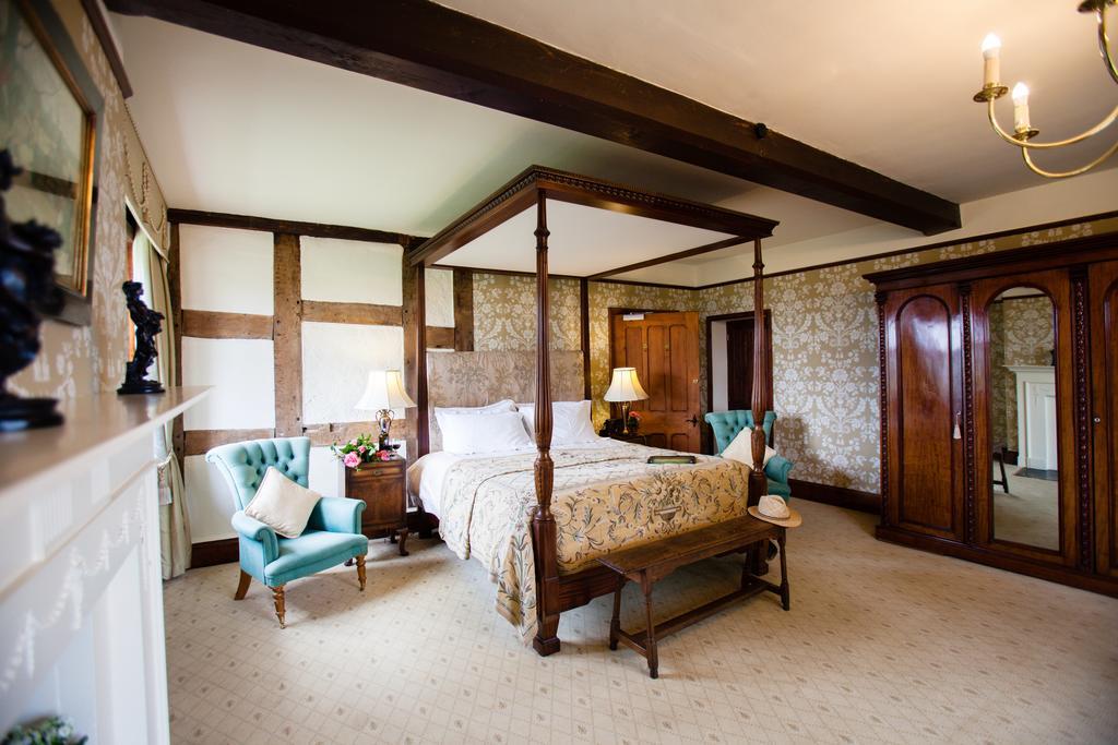 Soulton Hall Wem ภายนอก รูปภาพ