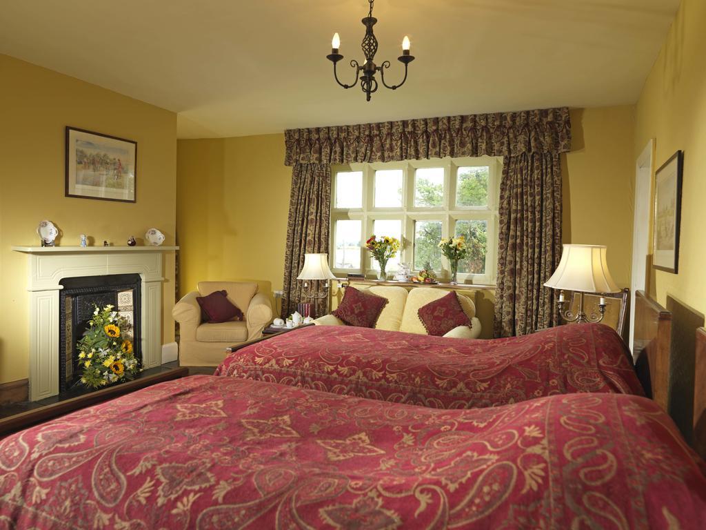 Soulton Hall Wem ภายนอก รูปภาพ